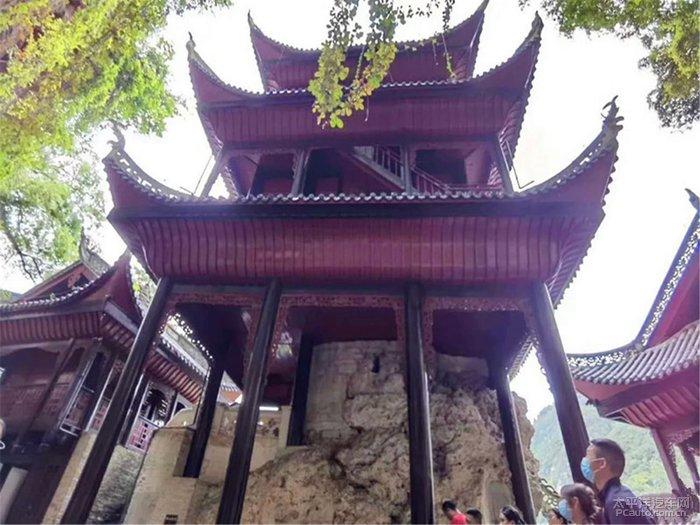 温馨小屋逃离